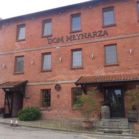 Dom Mlynarza Hotell Zukczyn Exteriör bild