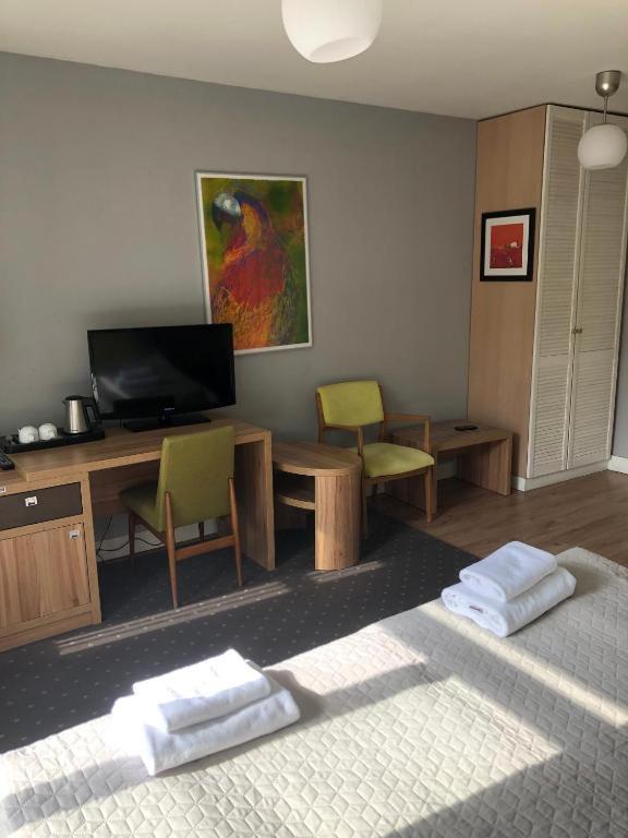 Dom Mlynarza Hotell Zukczyn Rum bild